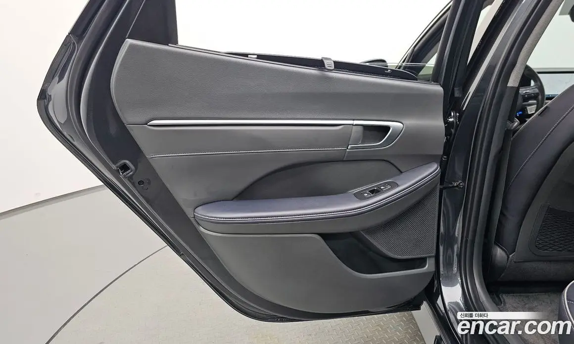 Hyundai Sonata 2023 2.0 автомат (гидро), фото 14 Hyundai Sonata 2023 2.0 автомат (гидро), фото 14