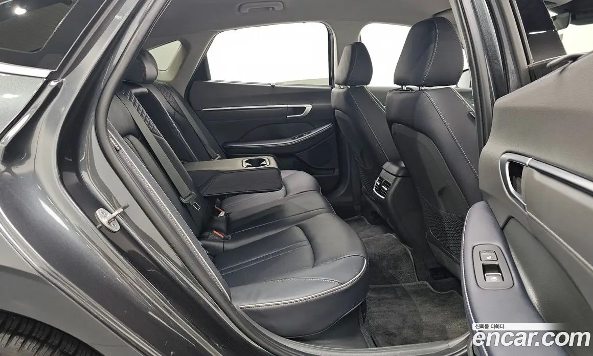 Hyundai Sonata 2023 2.0 автомат (гидро), фото 17 Hyundai Sonata 2023 2.0 автомат (гидро), фото 17