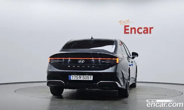 Hyundai Sonata 2023 2.0 автомат (гидро), миниатюра 3 Hyundai Sonata 2023 2.0 автомат (гидро), миниатюра 3