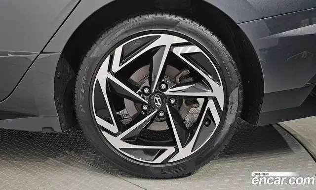 Hyundai Sonata 2023 2.0 автомат (гидро), миниатюра 6 Hyundai Sonata 2023 2.0 автомат (гидро), миниатюра 6