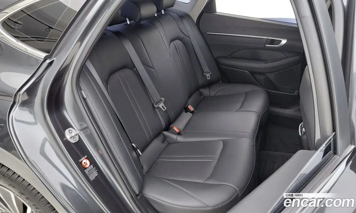 Hyundai Sonata 2023 2.0 автомат (гидро), фото 11