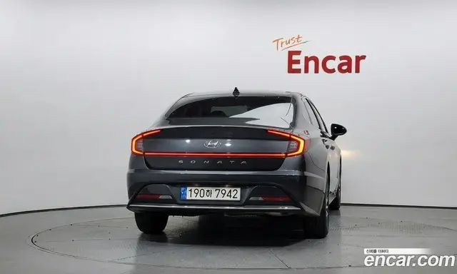 Hyundai Sonata 2023 2.0 автомат (гидро), миниатюра 4