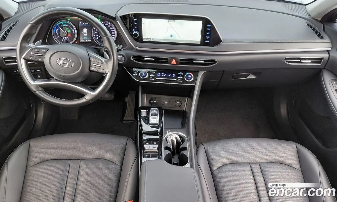 Hyundai Sonata 2023 2.0 автомат (гидро), фото 7