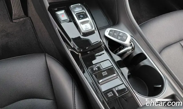 Hyundai Sonata 2023 2.0 автомат (гидро), миниатюра 9