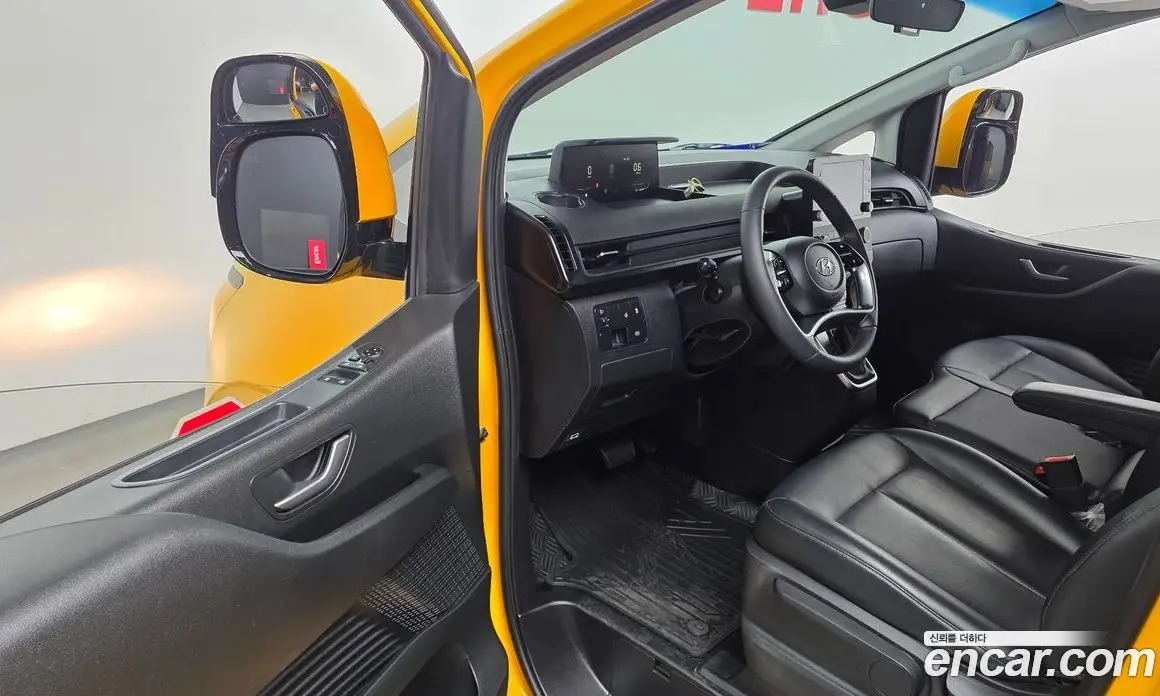Hyundai Staria 2023 3.5 автомат (гидро), фото 13 Hyundai Staria 2023 3.5 автомат (гидро), фото 13