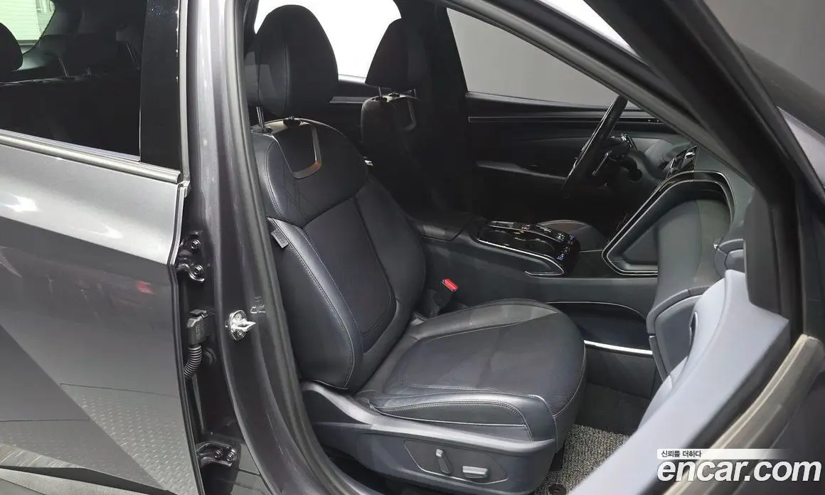 Hyundai Tucson 2022 1.6 автомат (гидро), фото 16