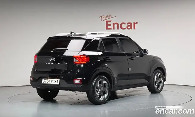 Hyundai Venue 2022 1.6 автомат (гидро), миниатюра 2