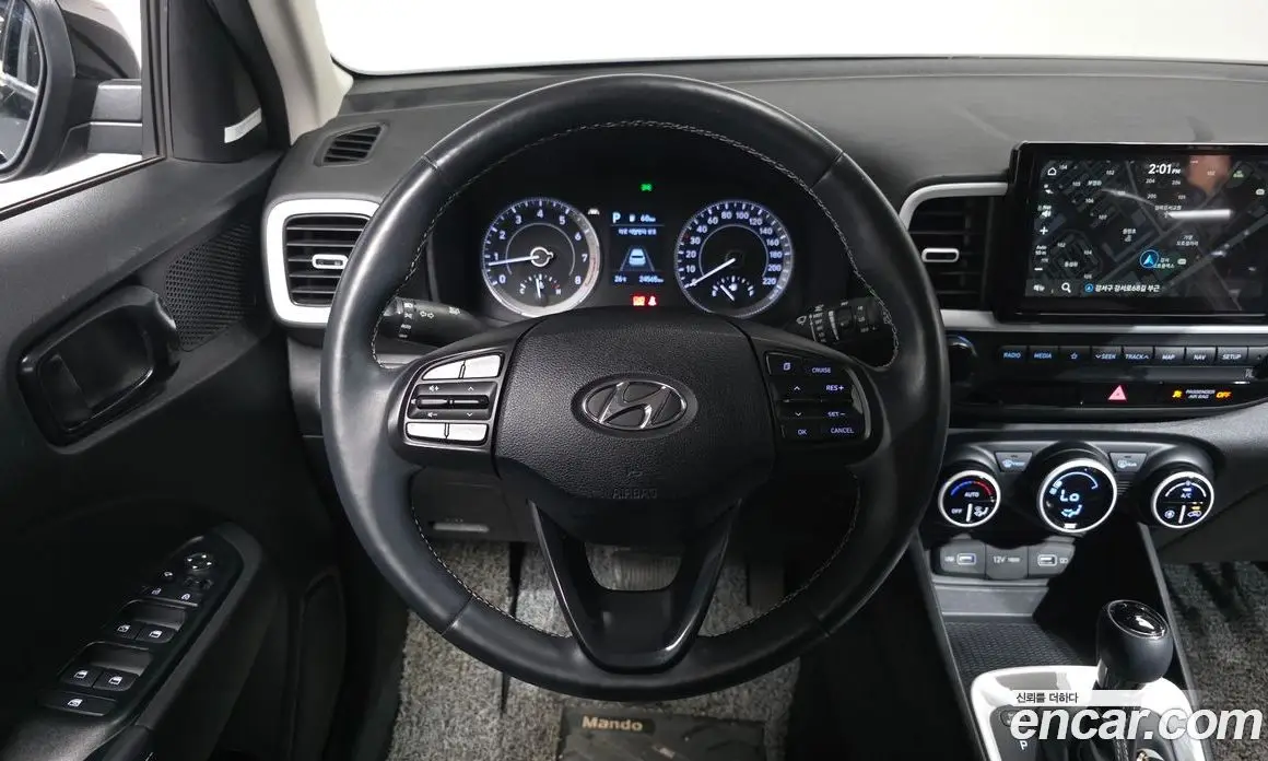 Hyundai Venue 2022 1.6 автомат (гидро), фото 20