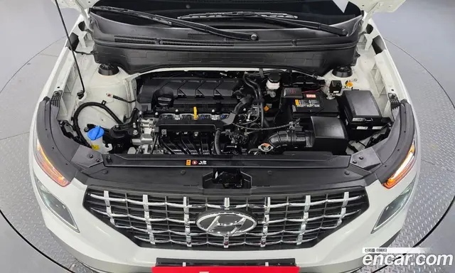Hyundai Venue 2024 1.6 автомат (гидро), миниатюра 5