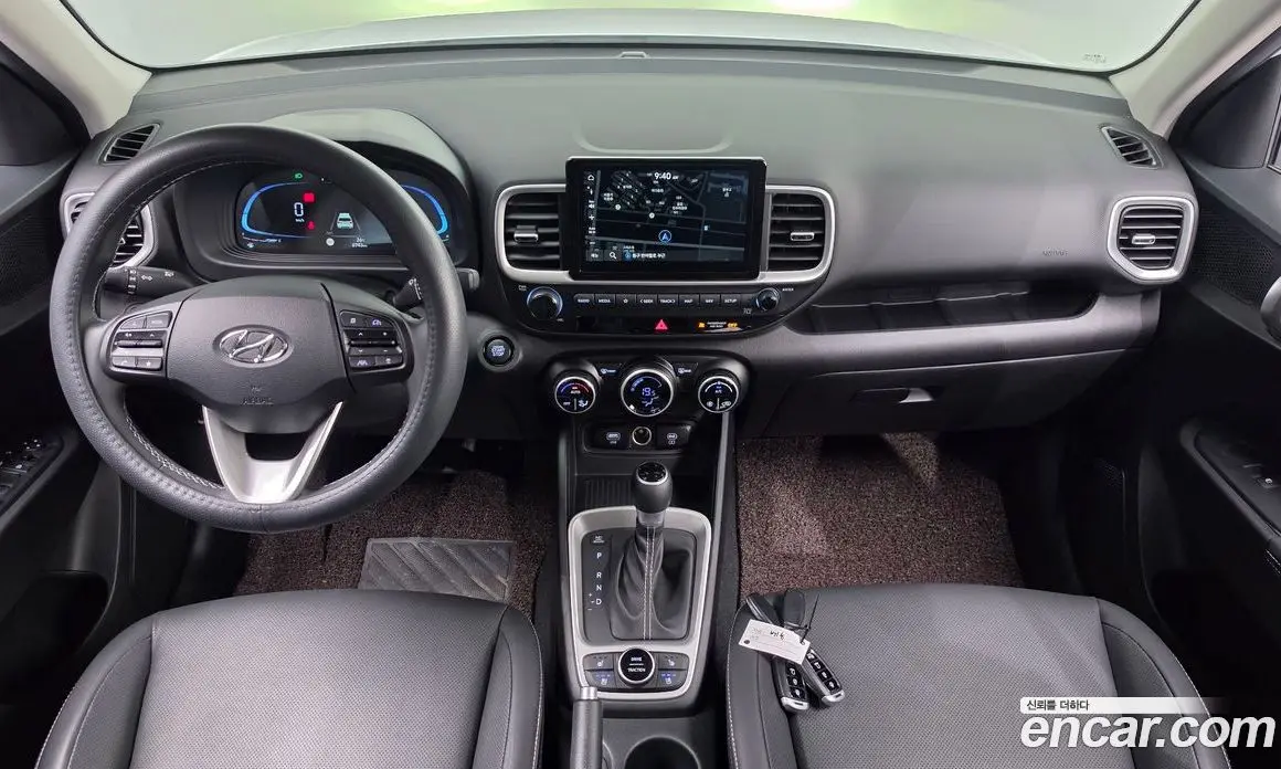 Hyundai Venue 2024 1.6 автомат (гидро), фото 9