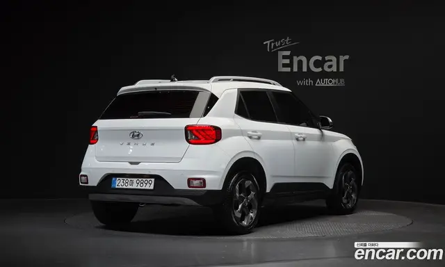 Hyundai Venue 2025 1.6 автомат (гидро), миниатюра 2 Hyundai Venue 2025 1.6 автомат (гидро), миниатюра 2
