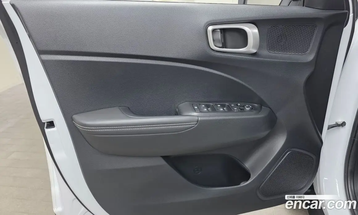 Hyundai Venue 2025 1.6 автомат (гидро), фото 14 Hyundai Venue 2025 1.6 автомат (гидро), фото 14