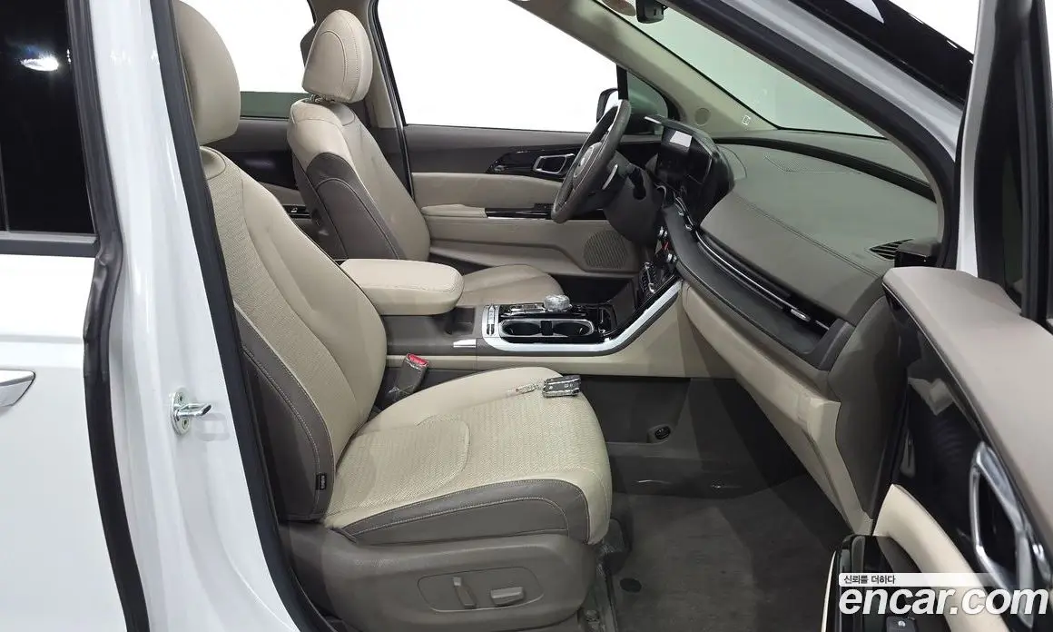 Kia Carnival 2021 3.5 автомат (гидро), фото 13 Kia Carnival 2021 3.5 автомат (гидро), фото 13