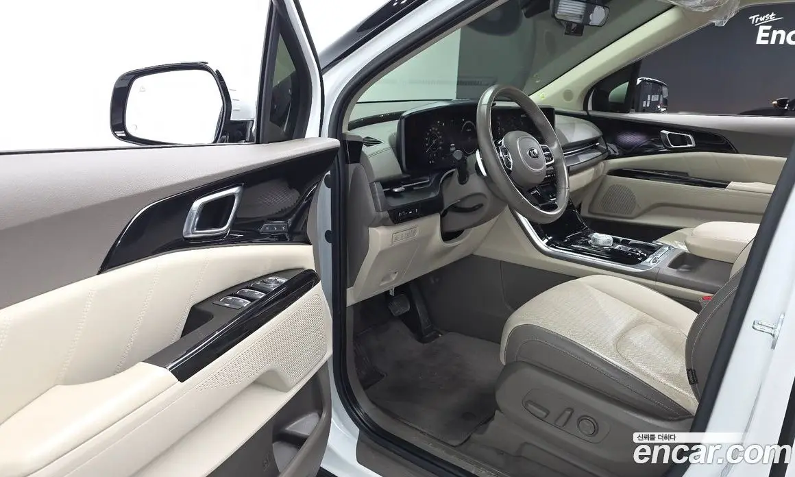 Kia Carnival 2021 3.5 автомат (гидро), фото 17 Kia Carnival 2021 3.5 автомат (гидро), фото 17