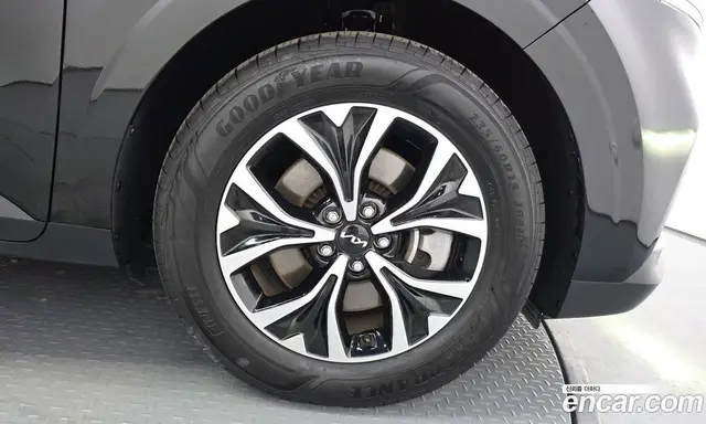 Kia Carnival 2022 2.2 автомат (гидро), миниатюра 7 Kia Carnival 2022 2.2 автомат (гидро), миниатюра 7