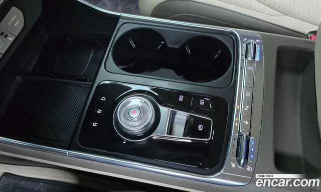 Kia Carnival 2024 1.6 автомат (гидро), миниатюра 12