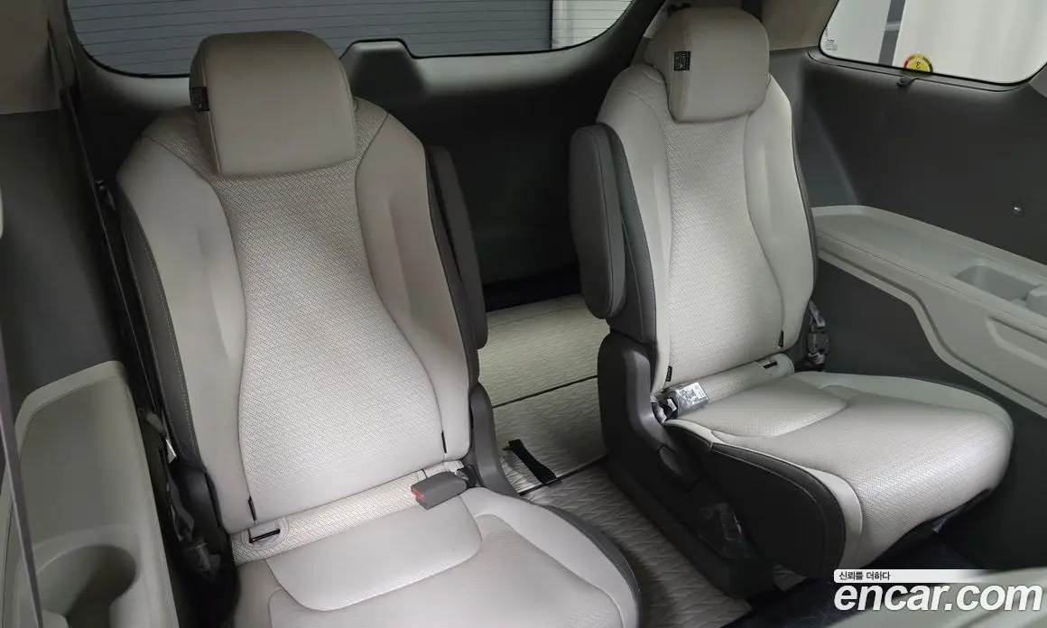 Kia Carnival 2024 1.6 автомат (гидро), фото 18 Kia Carnival 2024 1.6 автомат (гидро), фото 18