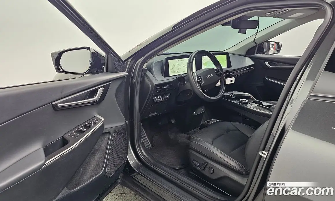 Kia EV6 2022 0.1 автомат (гидро), фото 13 Kia EV6 2022 0.1 автомат (гидро), фото 13