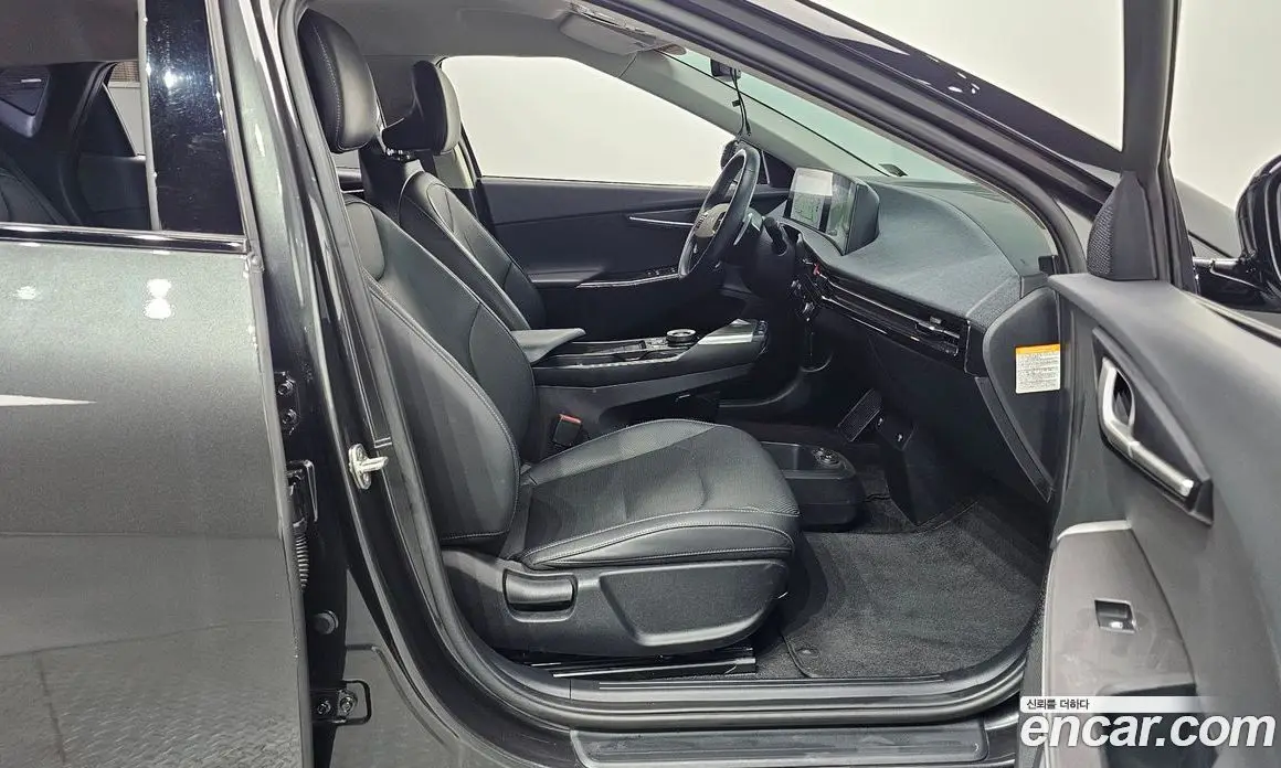 Kia EV6 2022 0.1 автомат (гидро), фото 16 Kia EV6 2022 0.1 автомат (гидро), фото 16