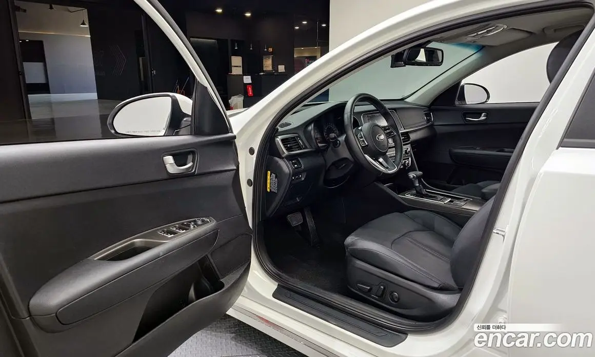 Kia K5 (Optima) 2019 2.0 автомат (гидро), фото 13