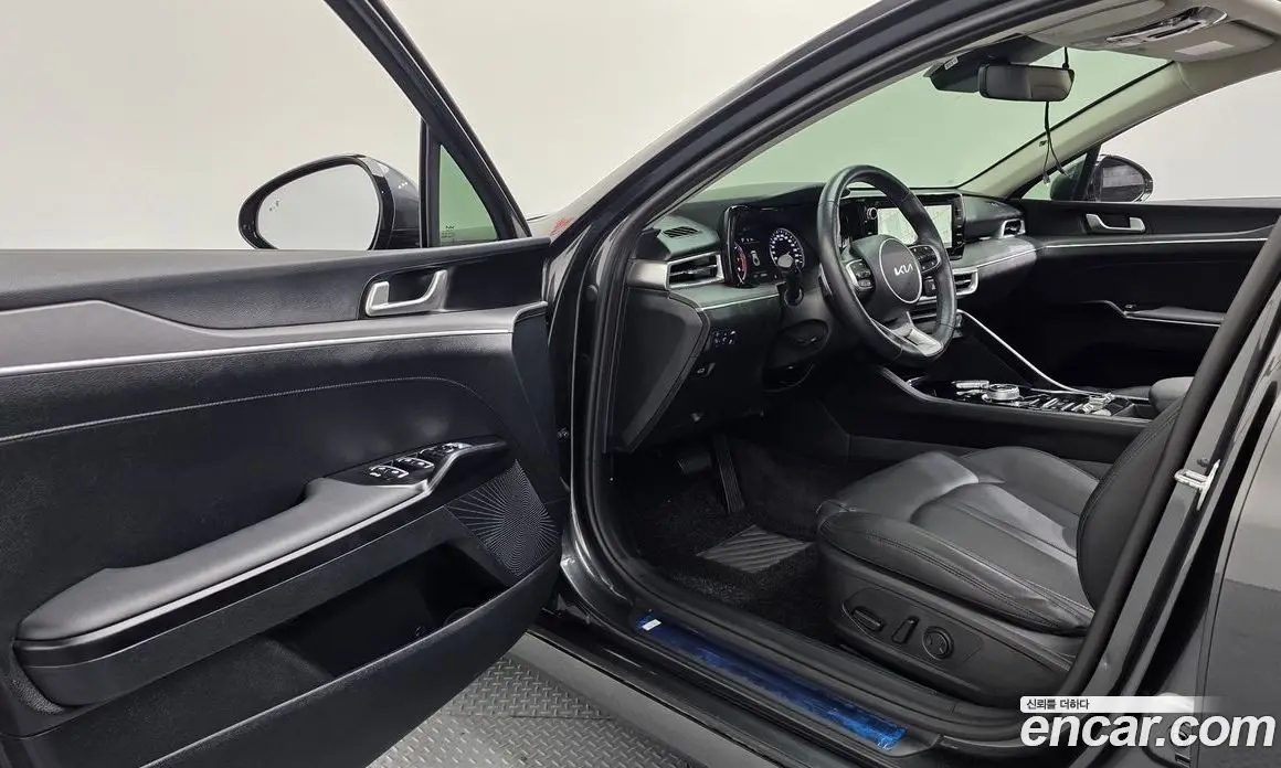 Kia K5 (Optima) 2023 2.0 автомат (гидро), фото 13