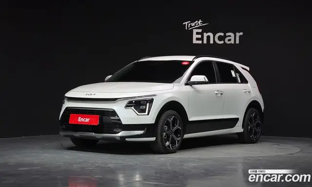 Kia Niro, 2025, 2 298 км