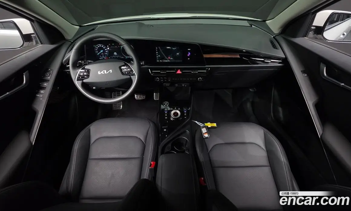 Kia Niro 2025 1.6 автомат (гидро), фото 10 Kia Niro 2025 1.6 автомат (гидро), фото 10