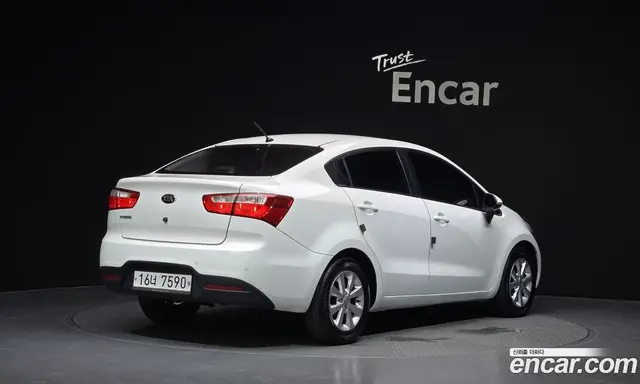 Kia Pride 2012 1.4 автомат (гидро), миниатюра 2
