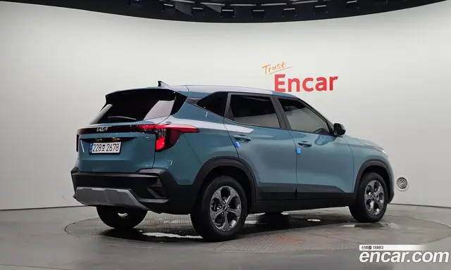 Kia Seltos 2024 1.6 автомат (гидро), миниатюра 2