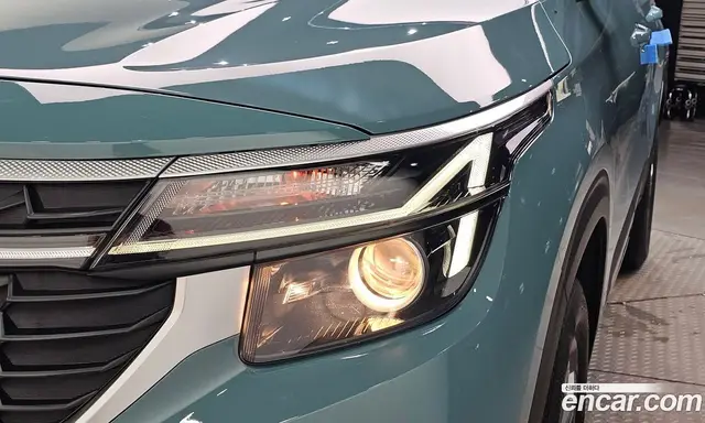 Kia Seltos 2024 1.6 автомат (гидро), миниатюра 8