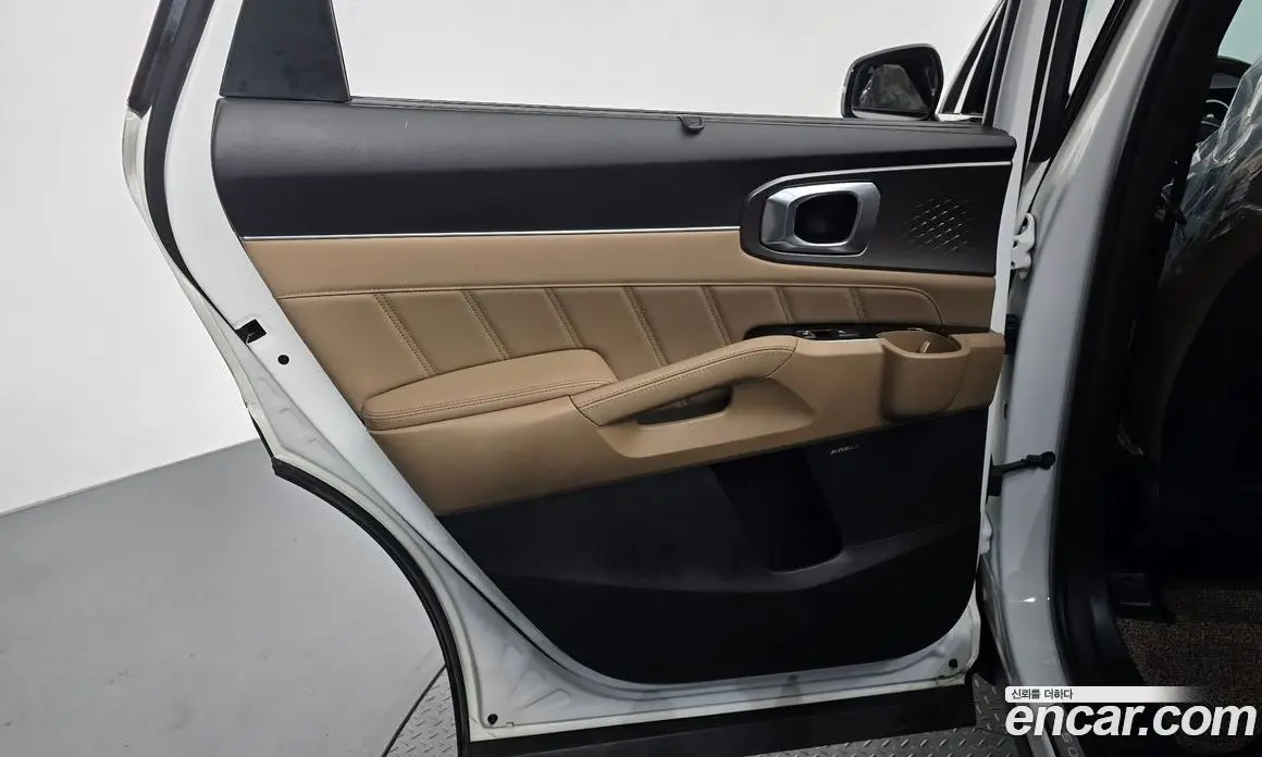 Kia Sorento 2024 2.2 автомат (гидро), фото 15