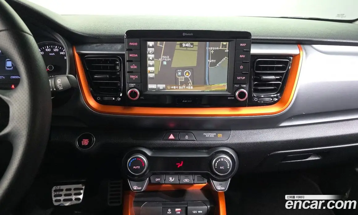 Kia Stonic 2018 1.6 автомат (гидро), фото 20