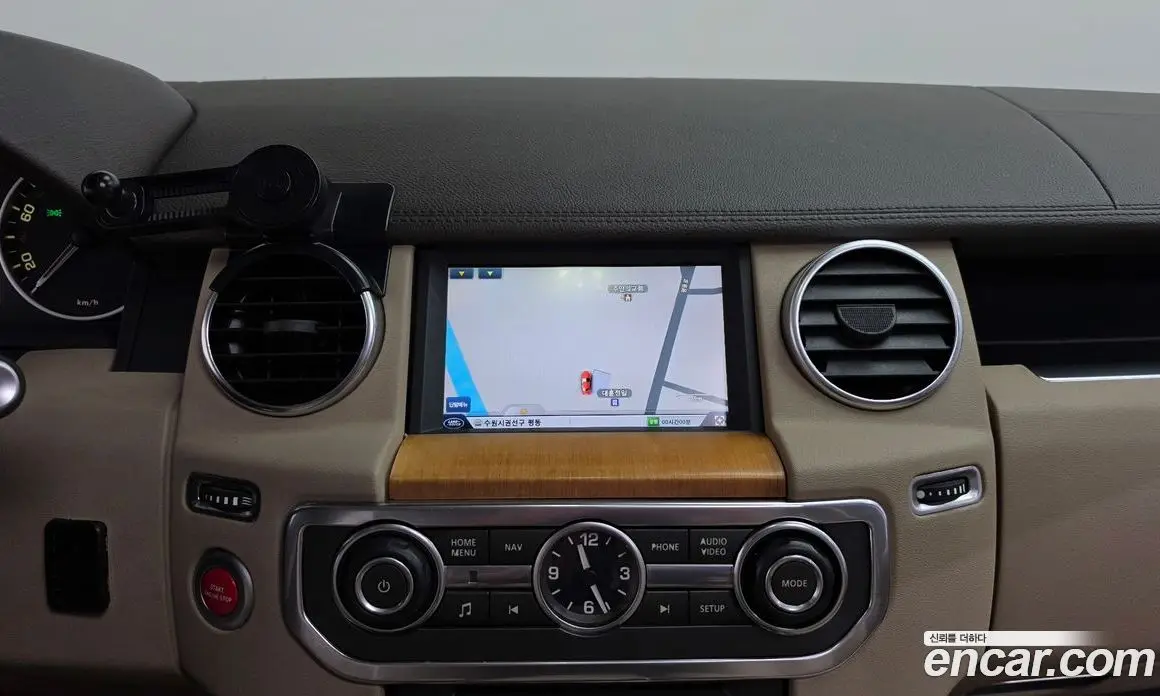 Land Rover Discovery 2015 3.0 автомат (гидро), фото 13