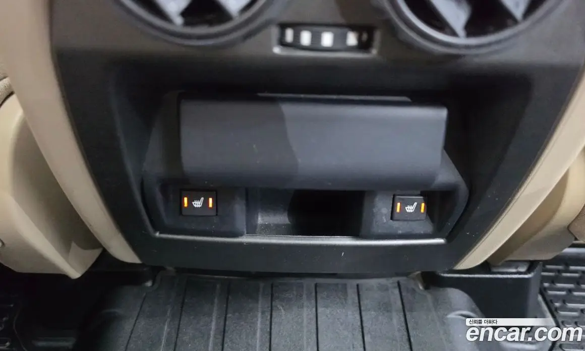 Land Rover Discovery 2015 3.0 автомат (гидро), фото 16
