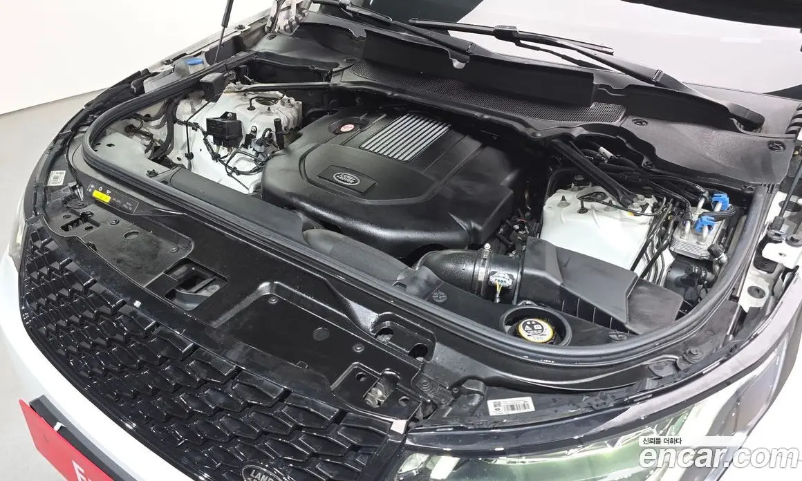 Land Rover Discovery 2018 3.0 автомат (гидро), фото 6