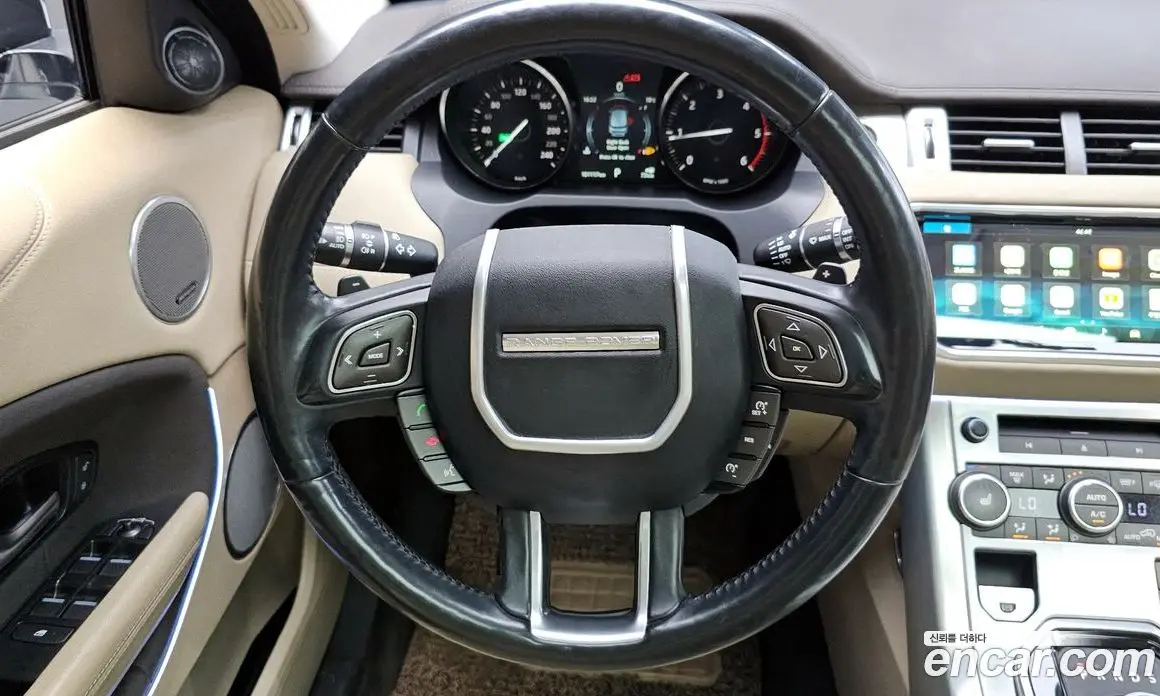 Land Rover Range Rover Evoque 2015 2.0 автомат (гидро), фото 12 Land Rover Range Rover Evoque 2015 2.0 автомат (гидро), фото 12