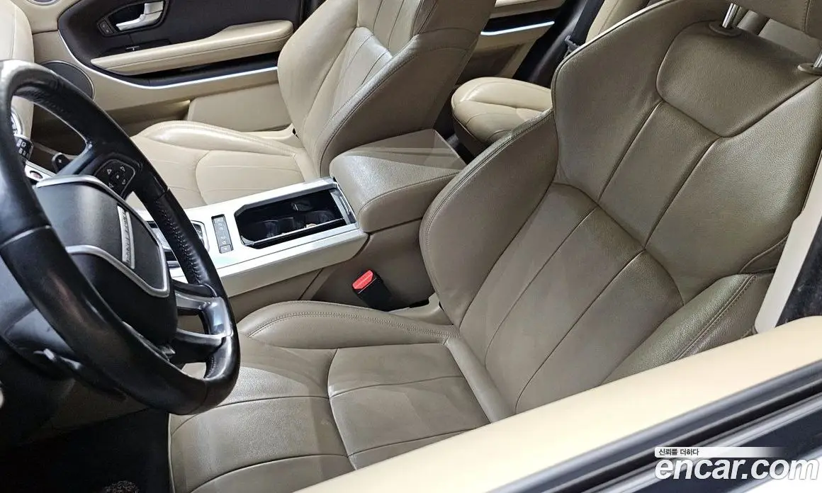 Land Rover Range Rover Evoque 2015 2.0 автомат (гидро), фото 17 Land Rover Range Rover Evoque 2015 2.0 автомат (гидро), фото 17