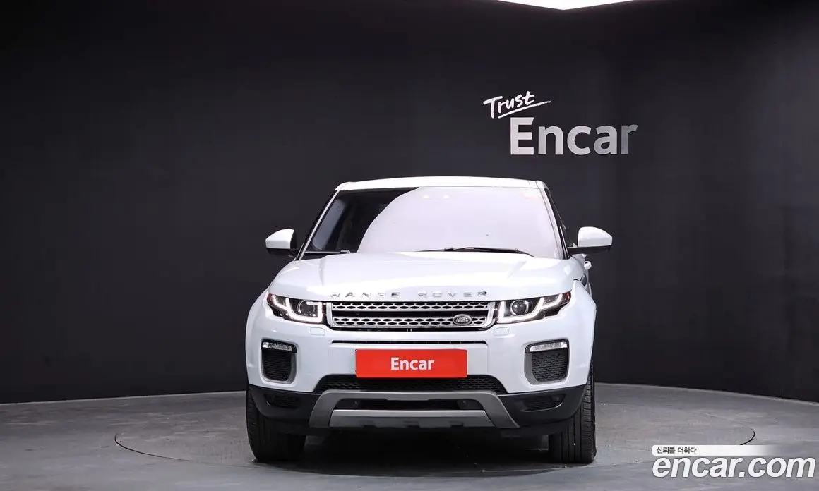 Land Rover Range Rover Evoque 2015 2.0 автомат (гидро), фото 3 Land Rover Range Rover Evoque 2015 2.0 автомат (гидро), фото 3