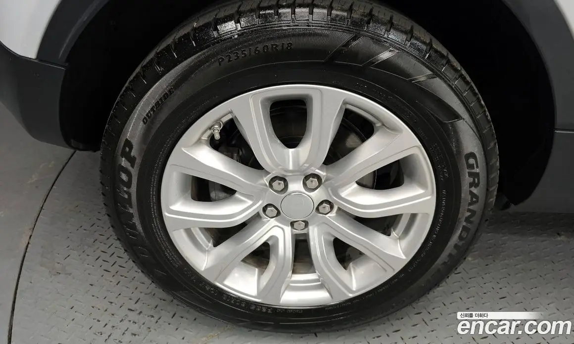 Land Rover Range Rover Evoque 2015 2.0 автомат (гидро), фото 5 Land Rover Range Rover Evoque 2015 2.0 автомат (гидро), фото 5