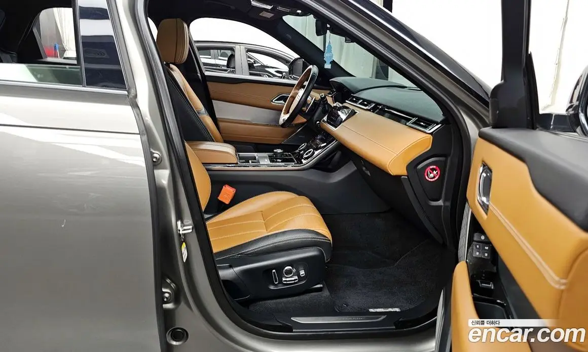 Land Rover Range Rover Velar 2019 3.0 автомат (гидро), фото 17