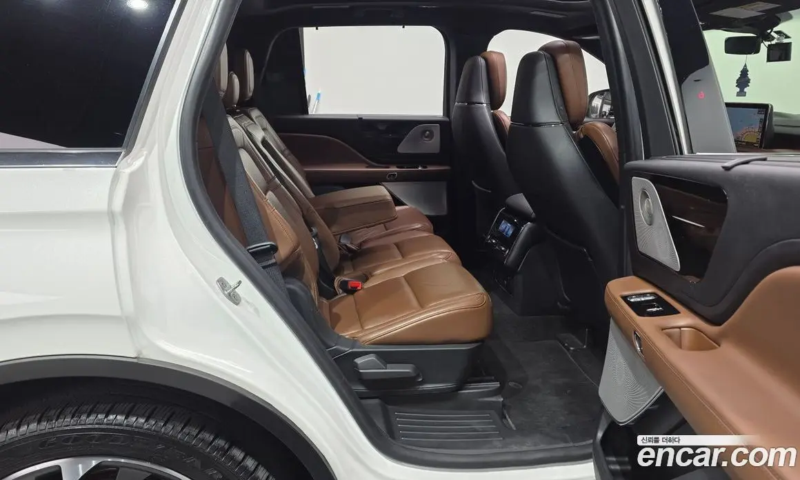 Lincoln Aviator 2022 3.0 автомат (гидро), фото 17 Lincoln Aviator 2022 3.0 автомат (гидро), фото 17