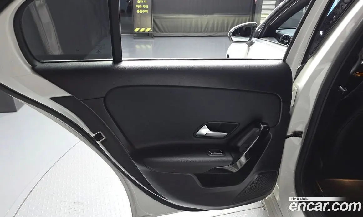Mercedes-Benz A-Class 2020 2.0 автомат (гидро), фото 15 Mercedes-Benz A-Class 2020 2.0 автомат (гидро), фото 15