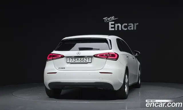 Mercedes-Benz A-Class 2020 2.0 автомат (гидро), миниатюра 4 Mercedes-Benz A-Class 2020 2.0 автомат (гидро), миниатюра 4