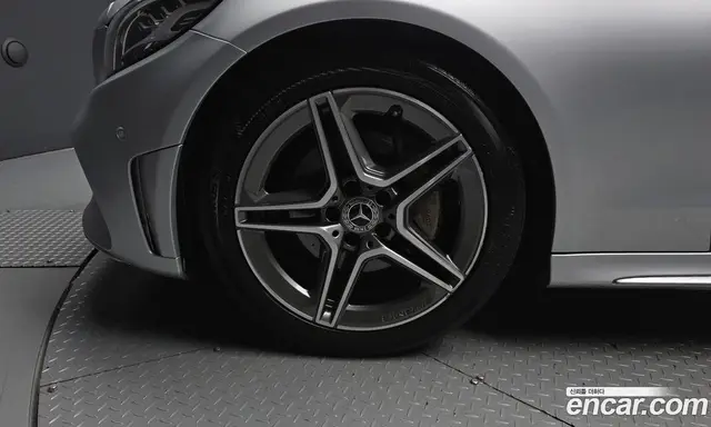 Mercedes-Benz C-Class 2019 2.0 автомат (гидро), миниатюра 5 Mercedes-Benz C-Class 2019 2.0 автомат (гидро), миниатюра 5