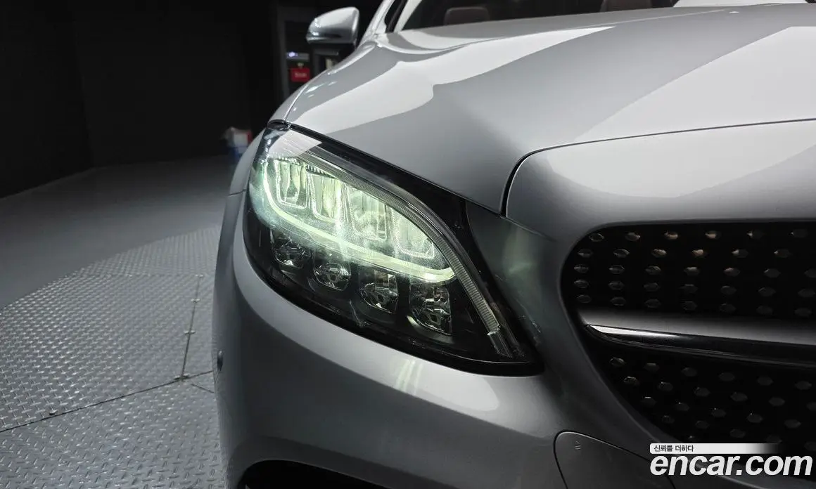 Mercedes-Benz C-Class 2019 2.0 автомат (гидро), фото 8 Mercedes-Benz C-Class 2019 2.0 автомат (гидро), фото 8