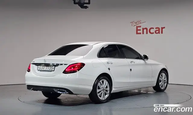 Mercedes-Benz C-Class 2019 1.9 автомат (гидро), миниатюра 2