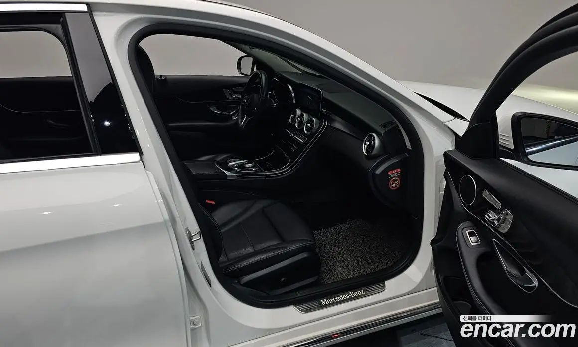 Mercedes-Benz C-Class 2019 1.9 автомат (гидро), фото 16