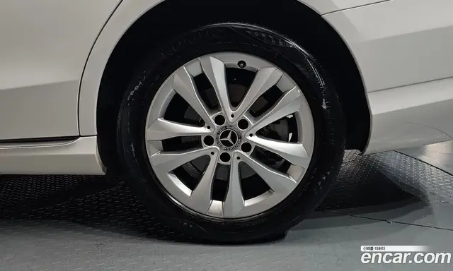 Mercedes-Benz C-Class 2019 1.9 автомат (гидро), миниатюра 7