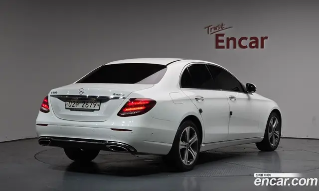 Mercedes-Benz E-Class, 2017, 63 947 км