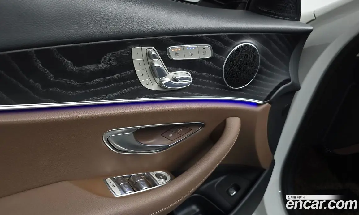 Mercedes-Benz E-Class 2017 2.0 автомат (гидро), фото 13